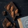 Nicolas Vahé Mælkechokolade med Mandler, Karamel og Salt